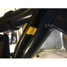 Open brake hose support